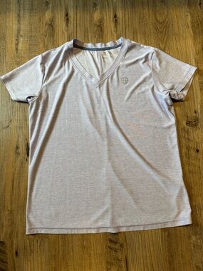 Ariat tek lavender dri fit v neck